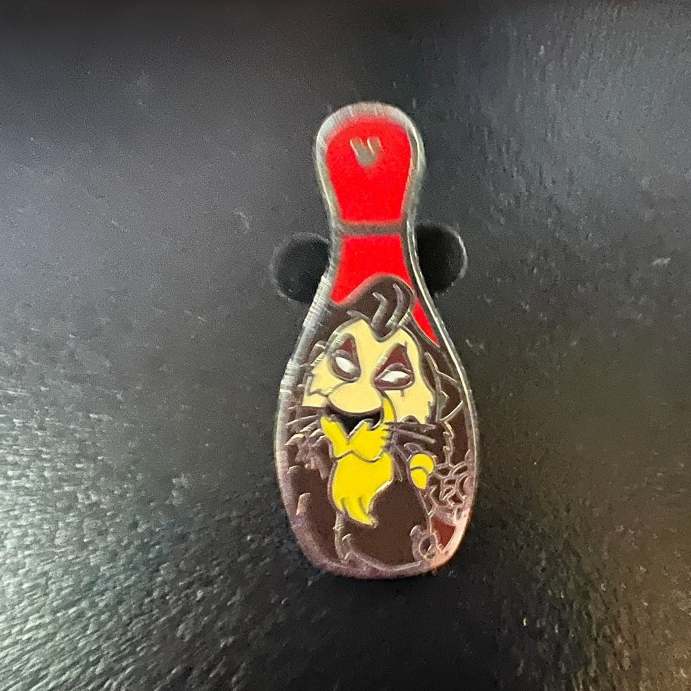 Disney Scar Bowling Pin Enamel Pin 2008 Hidden Mickey Red Gold Tone